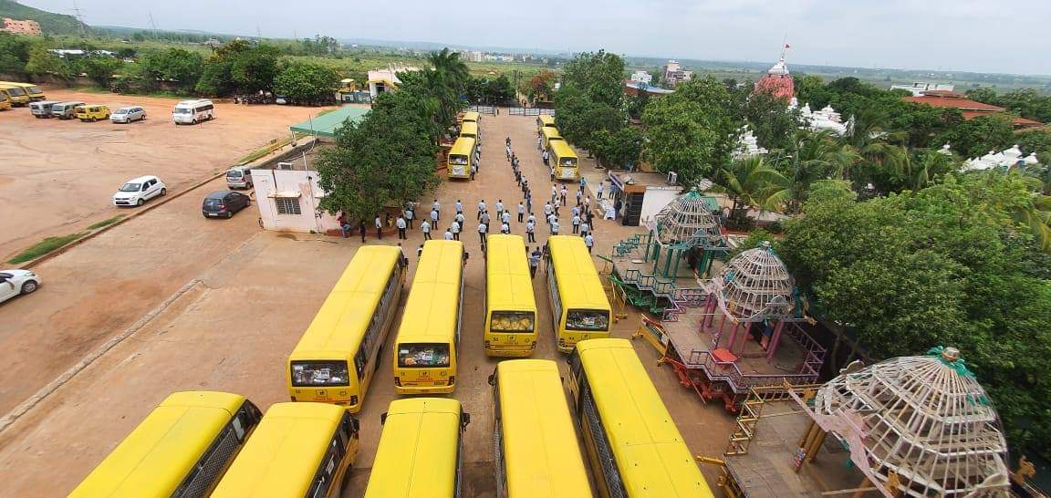 KISS delivers Textbooks and Food to 30000 students