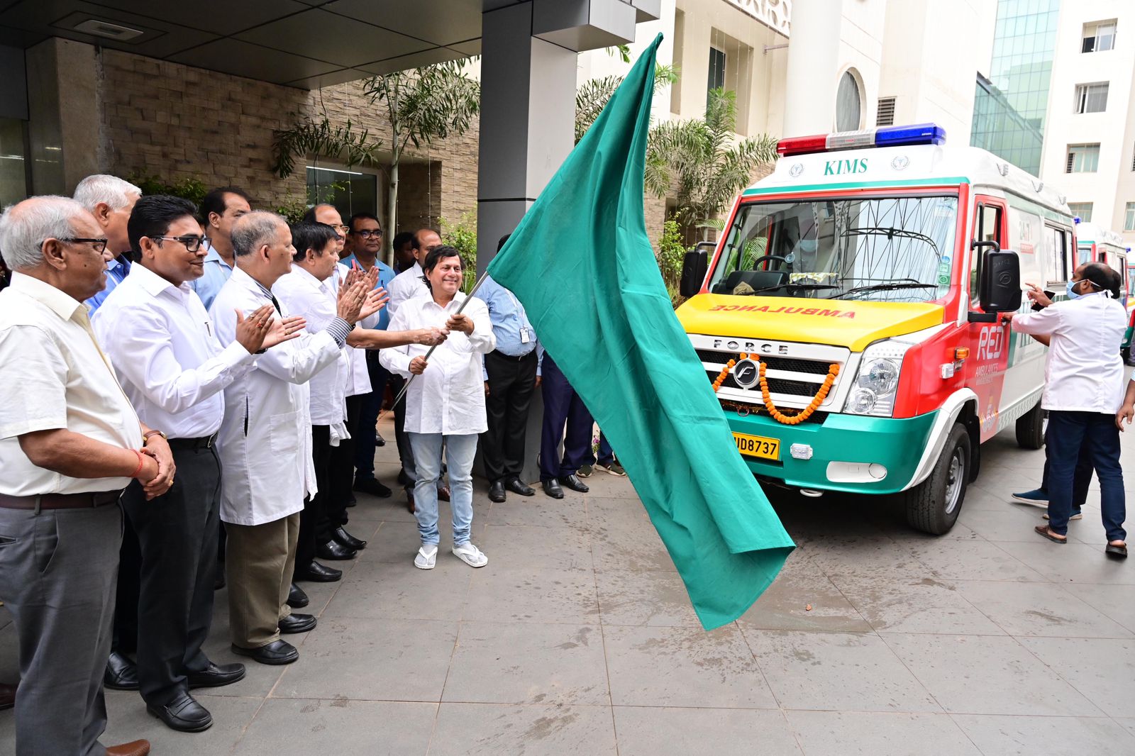 Achyuta Samanta Inaugurating KIMS Ambulance Service